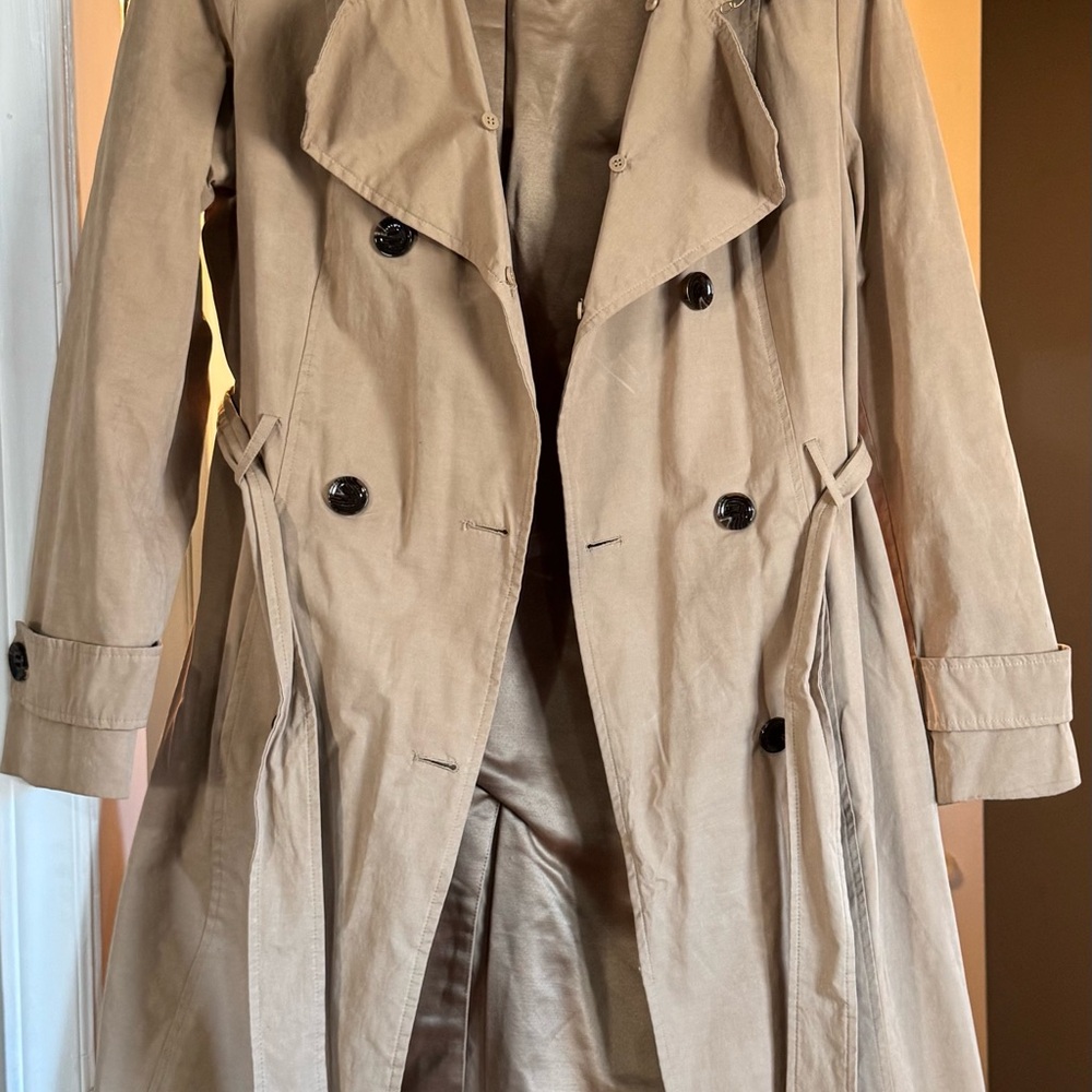 Calvin Klein Double-Breasted Tan Trench Coat